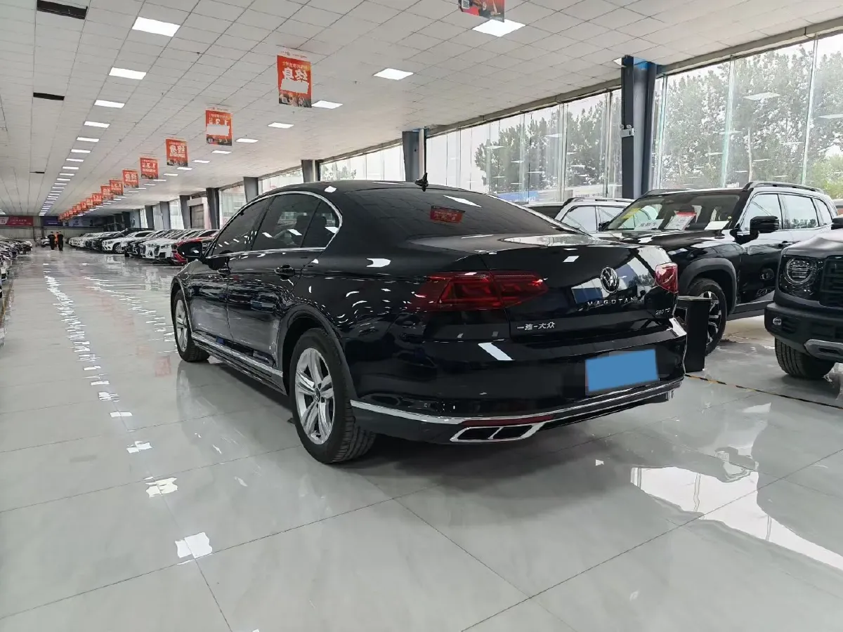 2024 Volkswagen Magotan 1.4T 150HP L4 7DCT,autocango,china used car exporter,china ev exporter,chinese used car exporter,chinese used ev exporter