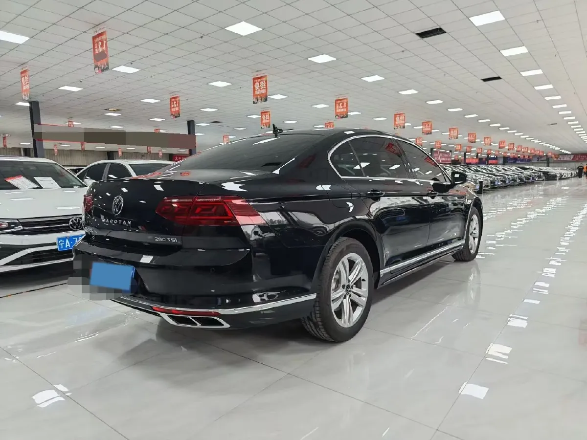 2024 Volkswagen Magotan 1.4T 150HP L4 7DCT,autocango,china used car exporter,china ev exporter,chinese used car exporter,chinese used ev exporter