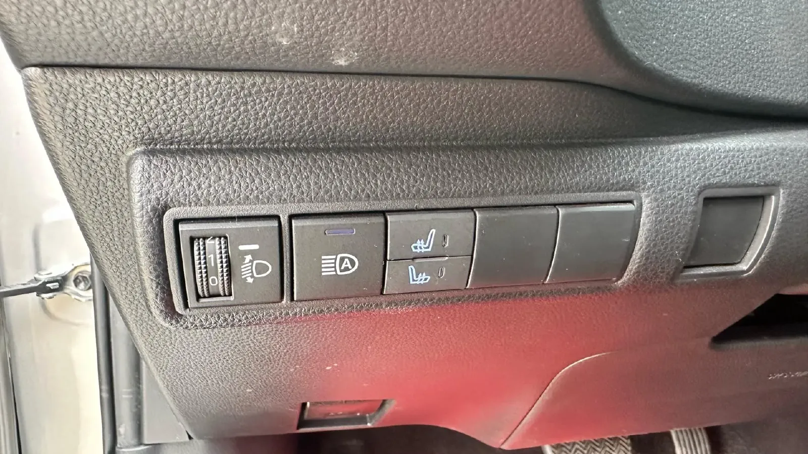 2021 Toyota Corolla 1.2T 116HP L4 CVT,autocango,china used car exporter,china ev exporter,chinese used car exporter,chinese used ev exporter