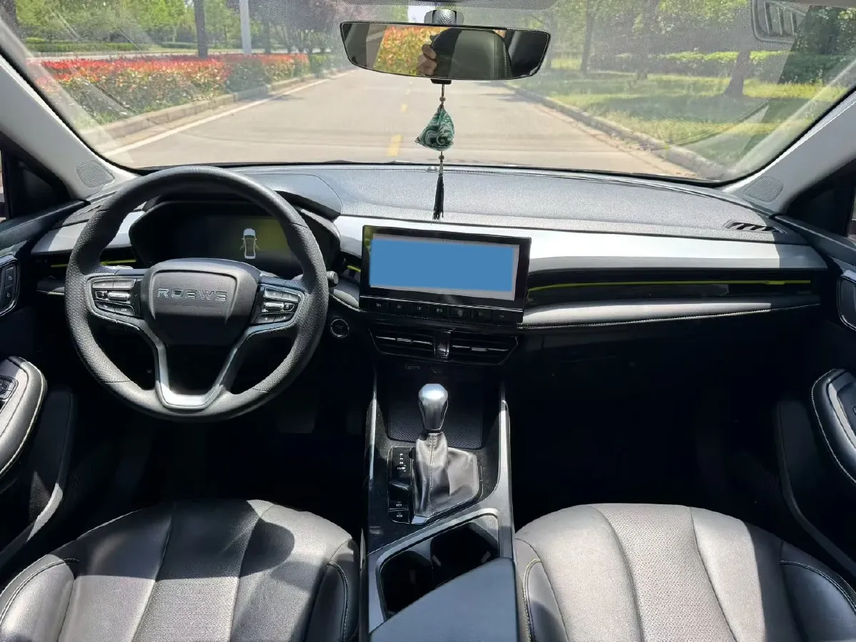 2021 Roewe i5 1.5L 120HP L4 CVT,autocango,china used car exporter,china ev exporter,chinese used car exporter,chinese used ev exporter