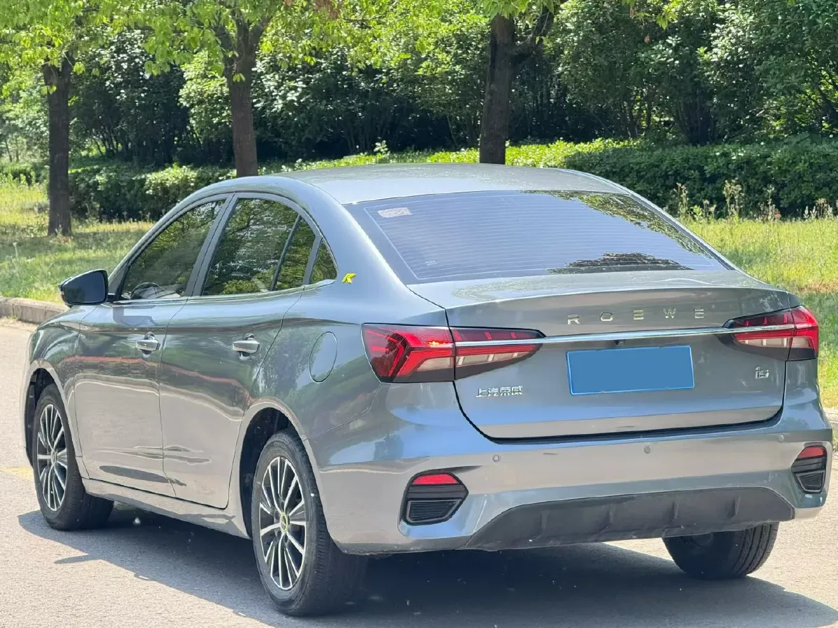 2021 Roewe i5 1.5L 120HP L4 CVT,autocango,china used car exporter,china ev exporter,chinese used car exporter,chinese used ev exporter