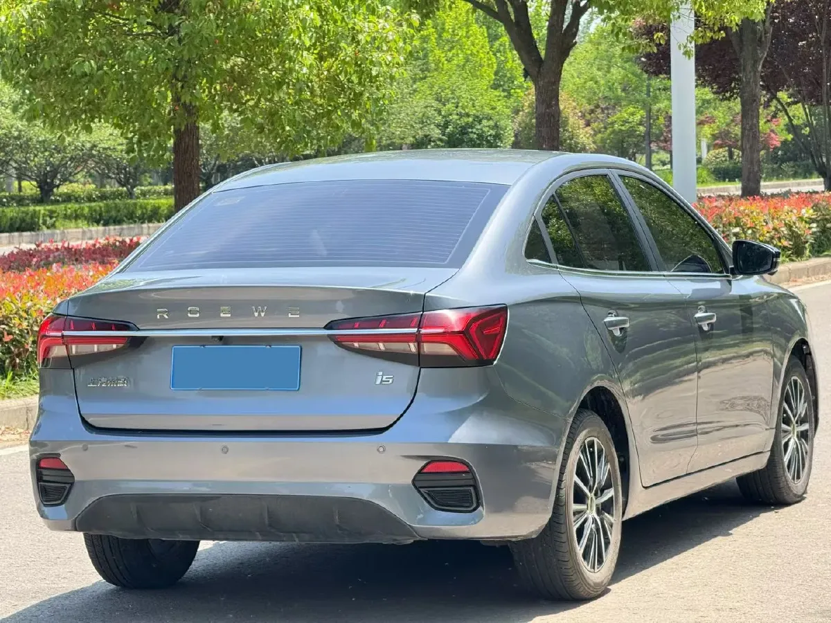 2021 Roewe i5 1.5L 120HP L4 CVT,autocango,china used car exporter,china ev exporter,chinese used car exporter,chinese used ev exporter