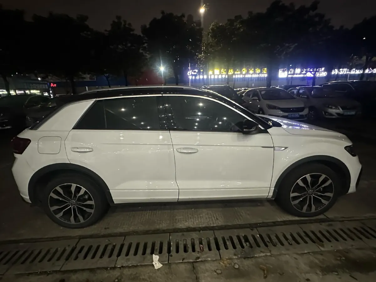 2021 Volkswagen T-Roc 1.4T 150HP L4 7DCT,autocango,china used car exporter,china ev exporter,chinese used car exporter,chinese used ev exporter