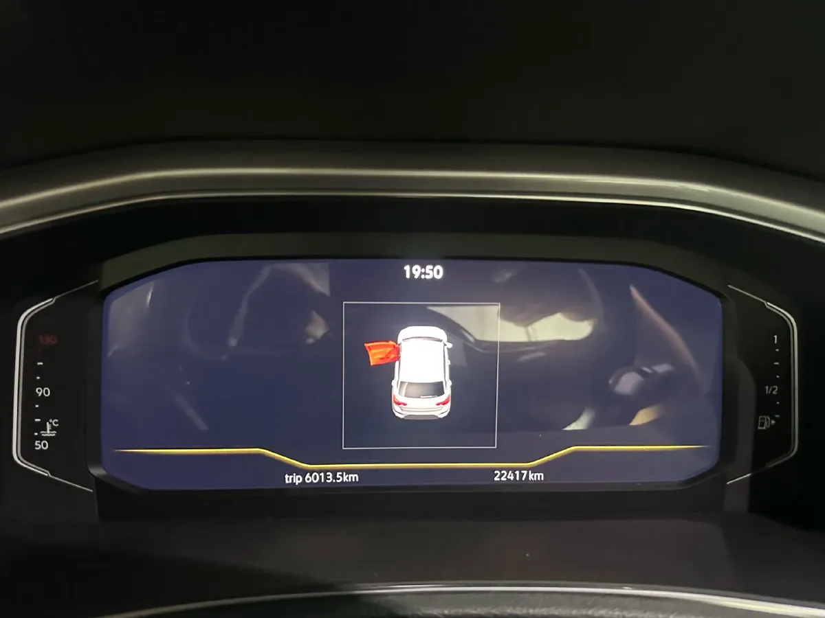 2021 Volkswagen T-Roc 1.4T 150HP L4 7DCT,autocango,china used car exporter,china ev exporter,chinese used car exporter,chinese used ev exporter
