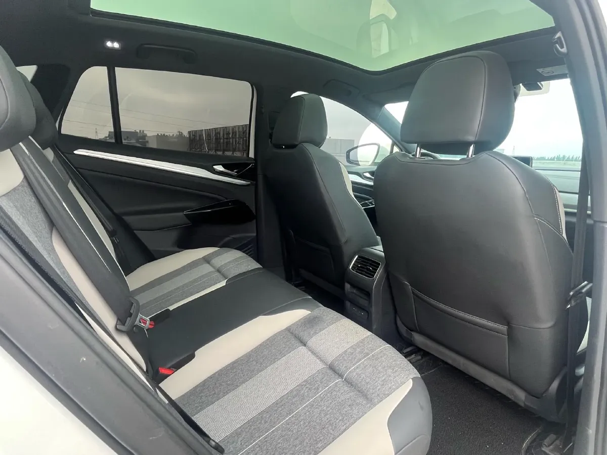 2024 Volkswagen ID.4 Crozz BEV 84.8KWH,autocango,china used car exporter,china ev exporter,chinese used car exporter,chinese used ev exporter
