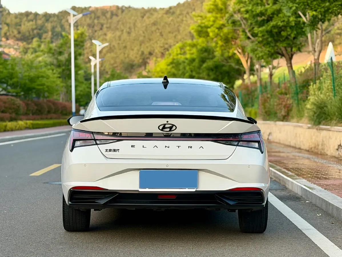 2022 Hyundai Elantra 1.5L 115HP L4 CVT,autocango,china used car exporter,china ev exporter,chinese used car exporter,chinese used ev exporter