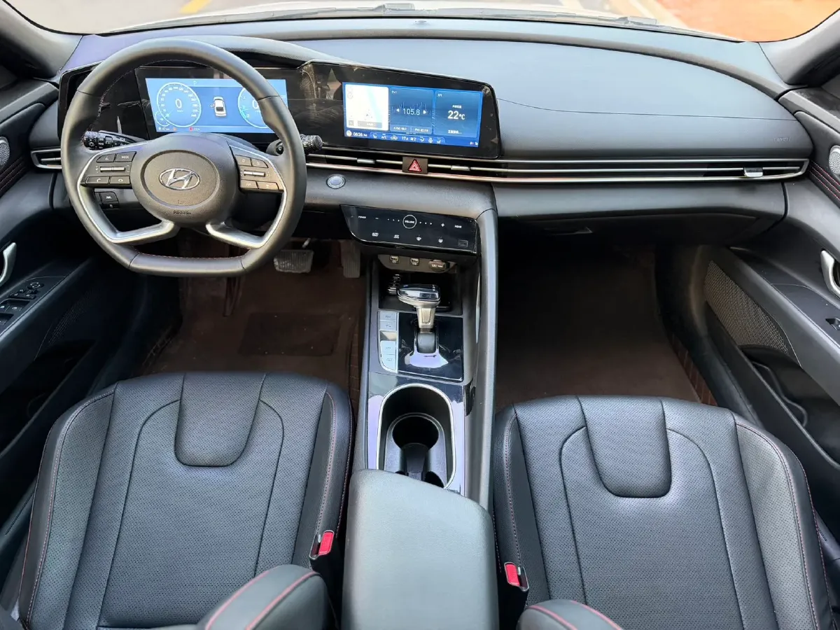 2022 Hyundai Elantra 1.5L 115HP L4 CVT,autocango,china used car exporter,china ev exporter,chinese used car exporter,chinese used ev exporter