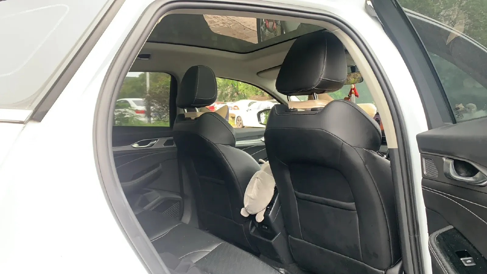 2020 Geely Binray 1.0T 133HP L3 6DCT,autocango,china used car exporter,china ev exporter,chinese used car exporter,chinese used ev exporter