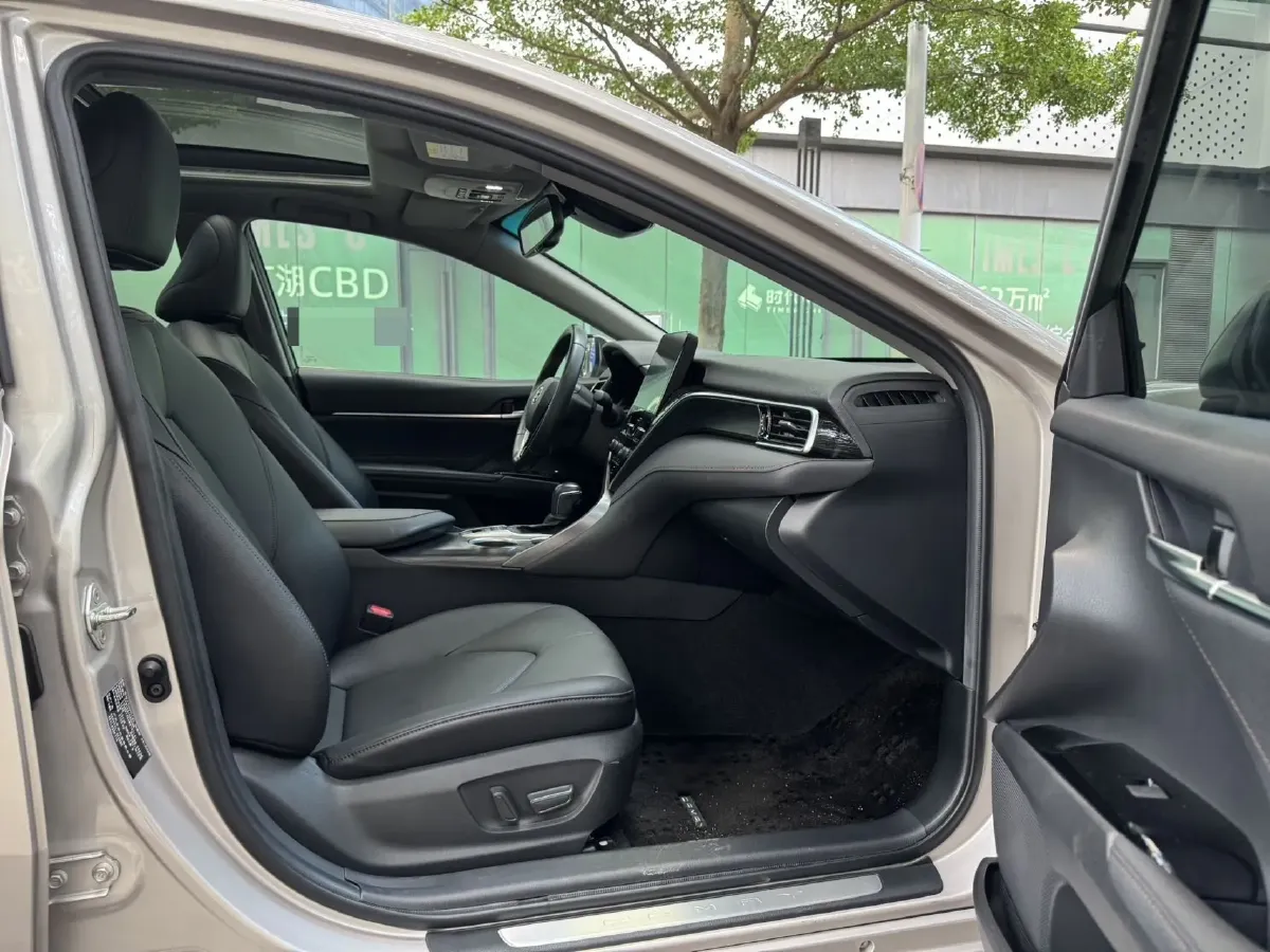 2021 Toyota Camry 2.5L 178HP L4 E-CVT Hybrid,autocango,china used car exporter,china ev exporter,chinese used car exporter,chinese used ev exporter