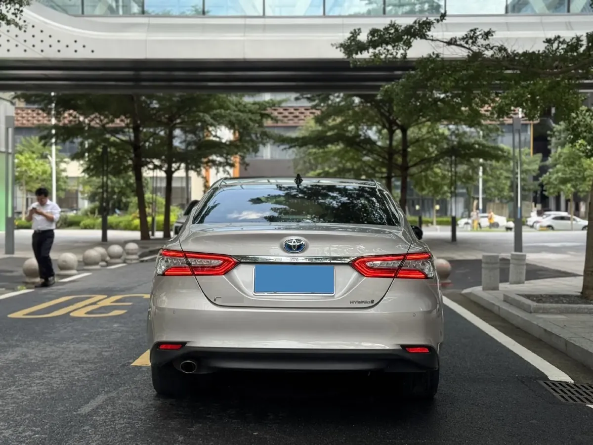2021 Toyota Camry 2.5L 178HP L4 E-CVT Hybrid,autocango,china used car exporter,china ev exporter,chinese used car exporter,chinese used ev exporter