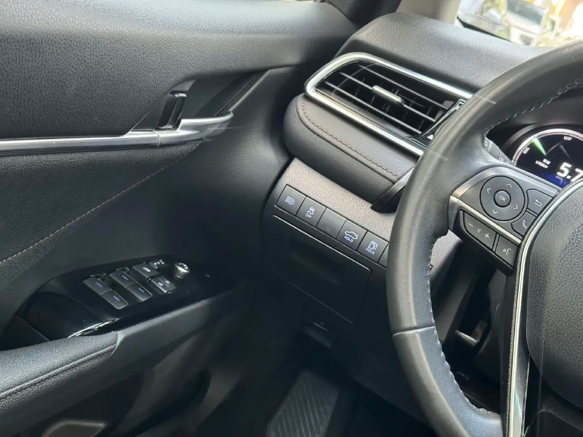 2021 Toyota Camry 2.5L 178HP L4 E-CVT Hybrid,autocango,china used car exporter,china ev exporter,chinese used car exporter,chinese used ev exporter