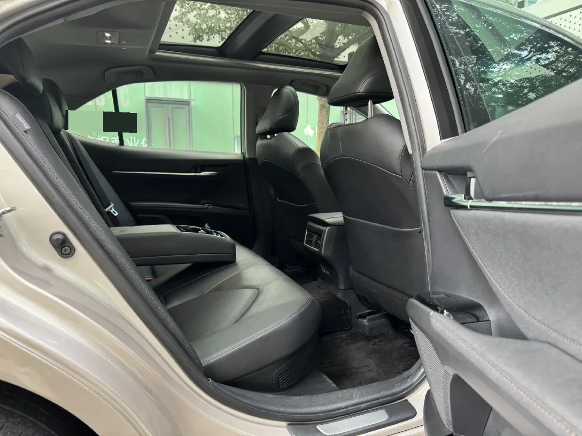 2021 Toyota Camry 2.5L 178HP L4 E-CVT Hybrid,autocango,china used car exporter,china ev exporter,chinese used car exporter,chinese used ev exporter