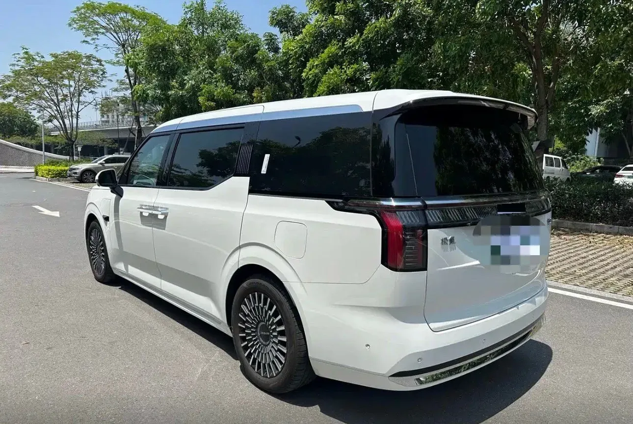 2024 Zeekr 009 BEV 108KWH,autocango,china used car exporter,china ev exporter,chinese used car exporter,chinese used ev exporter