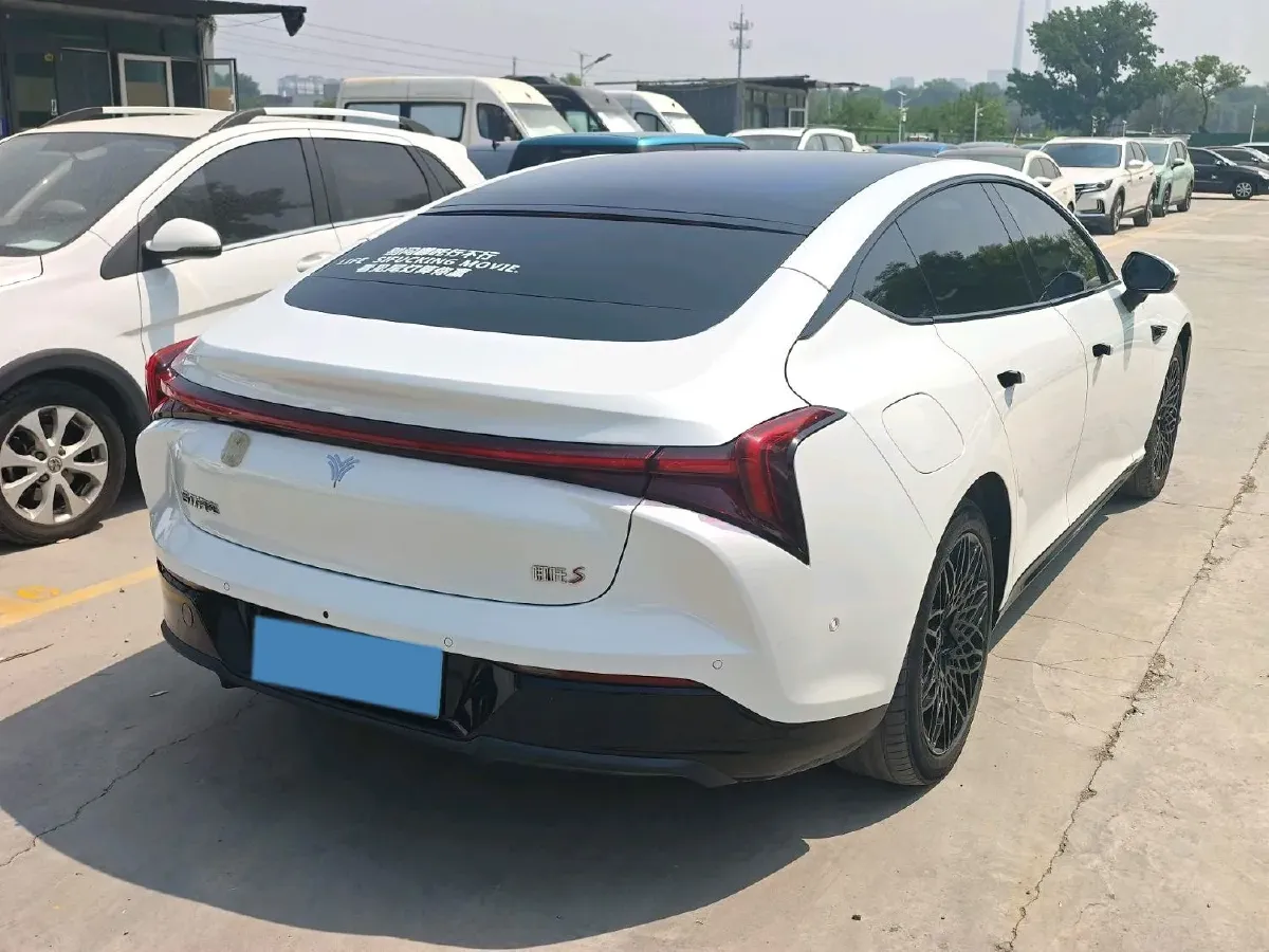 2022 MAXUS D90 Pro 2.0T 218HP L4 8AT,autocango,china used car exporter,china ev exporter,chinese used car exporter,chinese used ev exporter