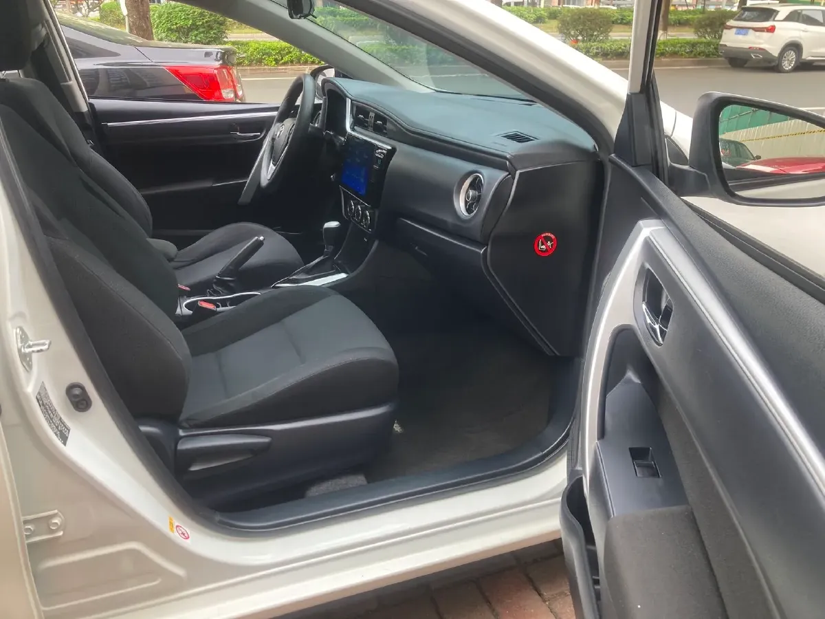 2017 Toyota Levin 1.2T 116HP L4 CVT,autocango,china used car exporter,china ev exporter,chinese used car exporter,chinese used ev exporter