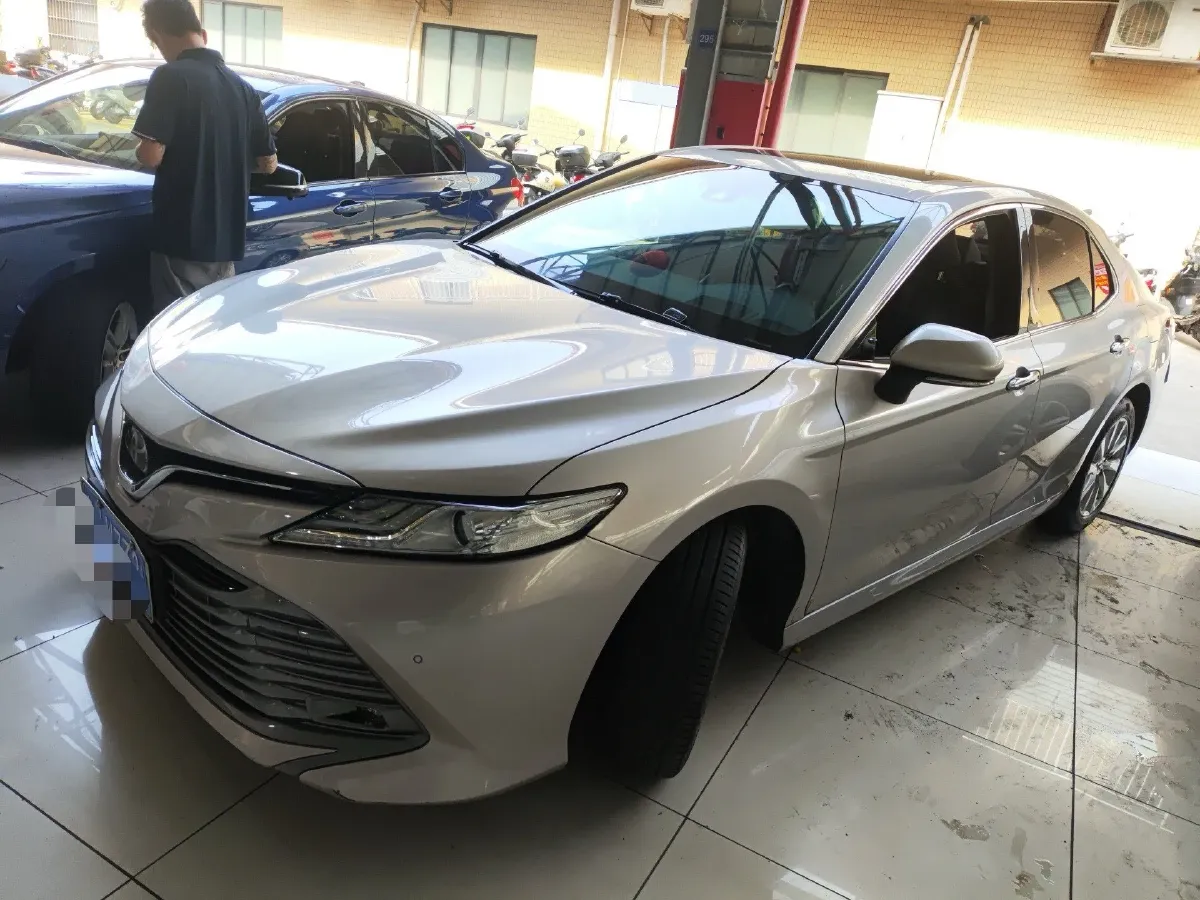 2019 Toyota Camry 2.0L 178HP L4 CVT,autocango,china used car exporter,china ev exporter,chinese used car exporter,chinese used ev exporter
