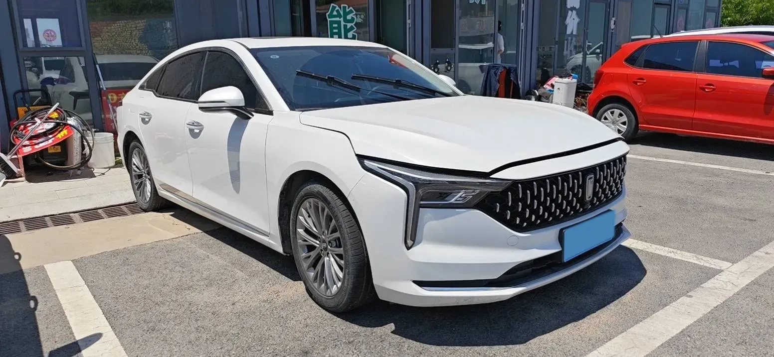 2023 Bestune B70 1.5T 169HP L4 7DCT,autocango,china used car exporter,china ev exporter,chinese used car exporter,chinese used ev exporter