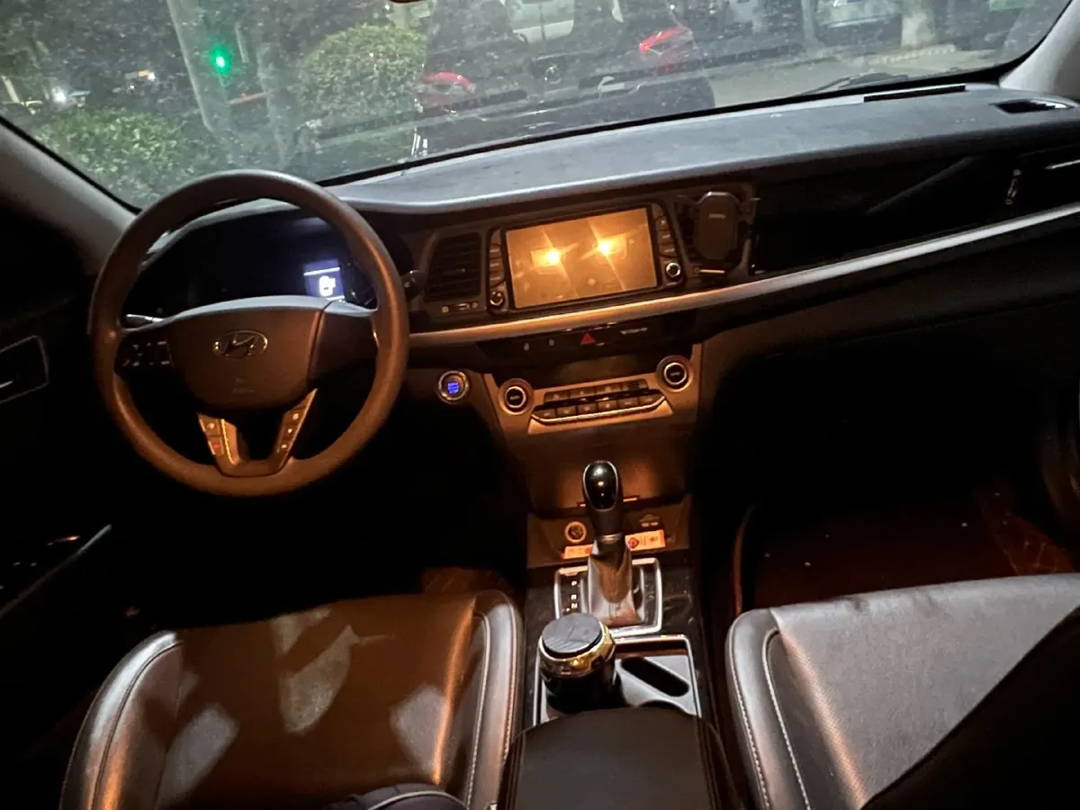 2017 Hyundai Mistra 1.8L 143HP L4 6AT,autocango,china used car exporter,china ev exporter,chinese used car exporter,chinese used ev exporter