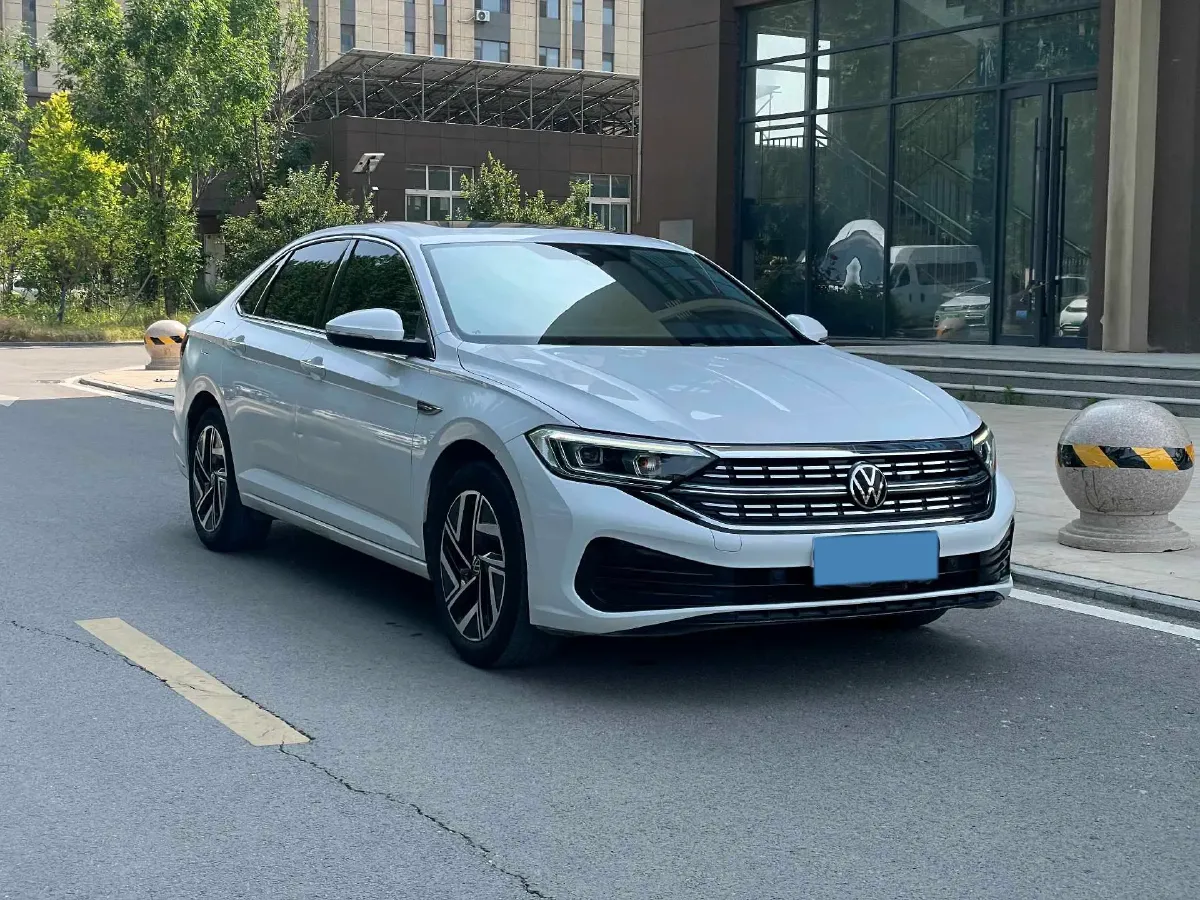 2023 Volkswagen Sagitar 1.5T 160HP L4 7DCT,autocango,china used car exporter,china ev exporter,chinese used car exporter,chinese used ev exporter