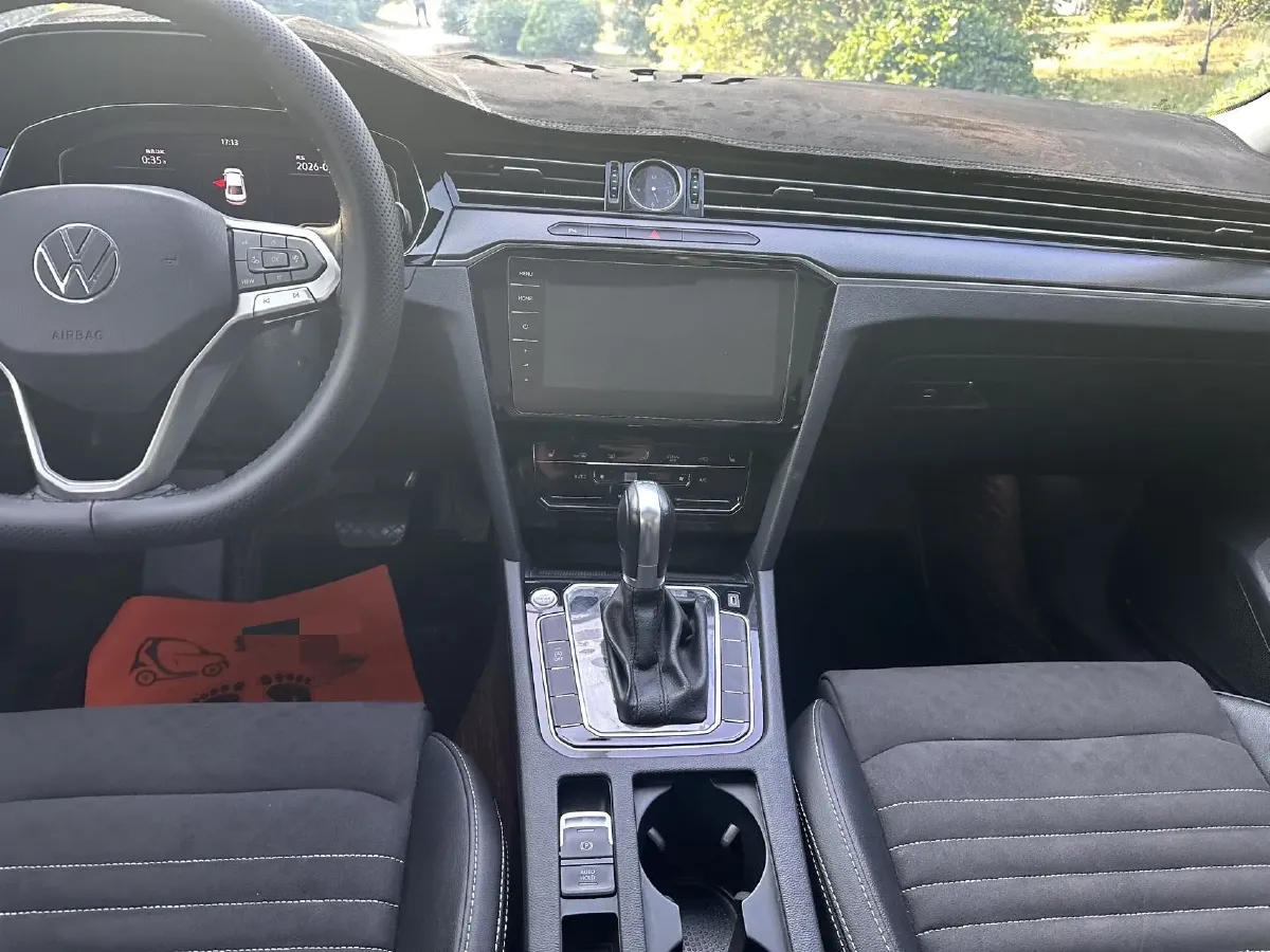 2020 Volkswagen Magotan 2.0T 186HP L4 7DCT,autocango,china used car exporter,china ev exporter,chinese used car exporter,chinese used ev exporter