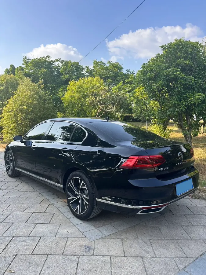 2020 Volkswagen Magotan 2.0T 186HP L4 7DCT,autocango,china used car exporter,china ev exporter,chinese used car exporter,chinese used ev exporter
