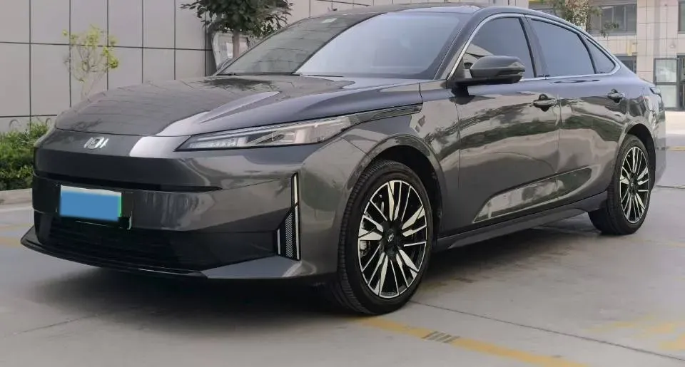 2025 ChangAn QiYuan A05 1.5L 98HP L4 E-CVT PHEV 18.4KWH,autocango,china used car exporter,china ev exporter,chinese used car exporter,chinese used ev exporter