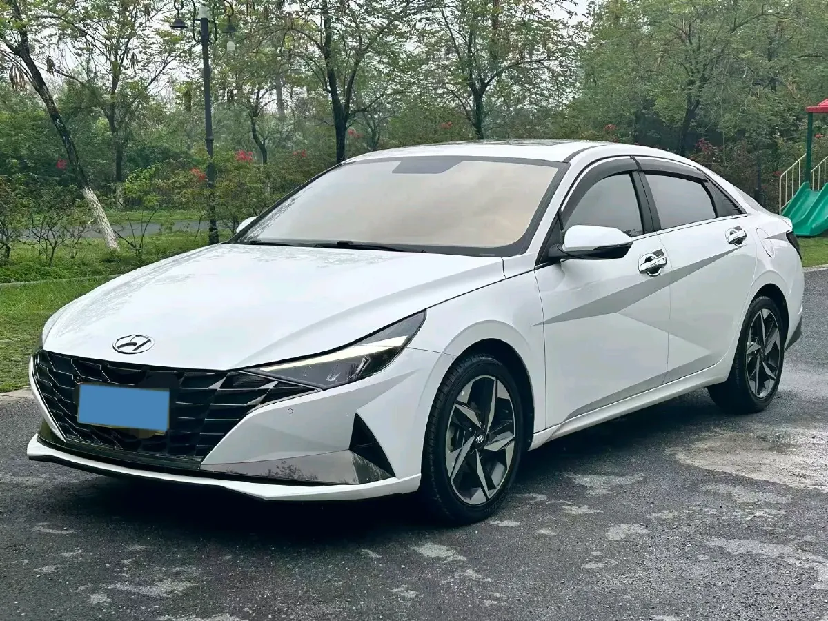 2021 Hyundai Elantra 1.5L 115HP L4 CVT,autocango,china used car exporter,china ev exporter,chinese used car exporter,chinese used ev exporter