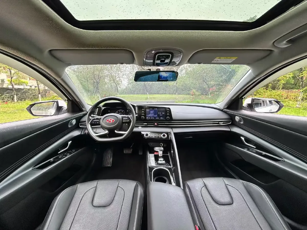 2021 Hyundai Elantra 1.5L 115HP L4 CVT,autocango,china used car exporter,china ev exporter,chinese used car exporter,chinese used ev exporter