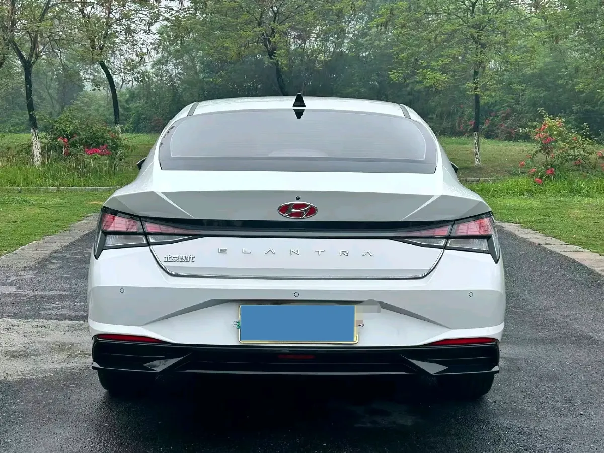 2021 Hyundai Elantra 1.5L 115HP L4 CVT,autocango,china used car exporter,china ev exporter,chinese used car exporter,chinese used ev exporter
