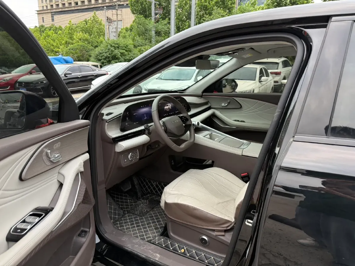 2024 BYD Han 1.5T 139HP L4 E-CVT PHEV 18.316KWH,autocango,china used car exporter,china ev exporter,chinese used car exporter,chinese used ev exporter
