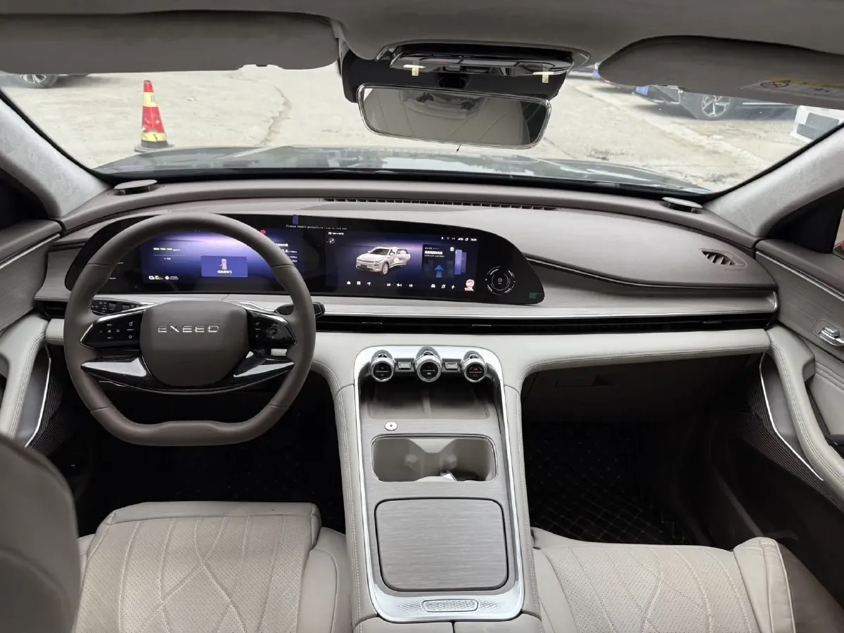 2024 BYD Han 1.5T 139HP L4 E-CVT PHEV 18.316KWH,autocango,china used car exporter,china ev exporter,chinese used car exporter,chinese used ev exporter