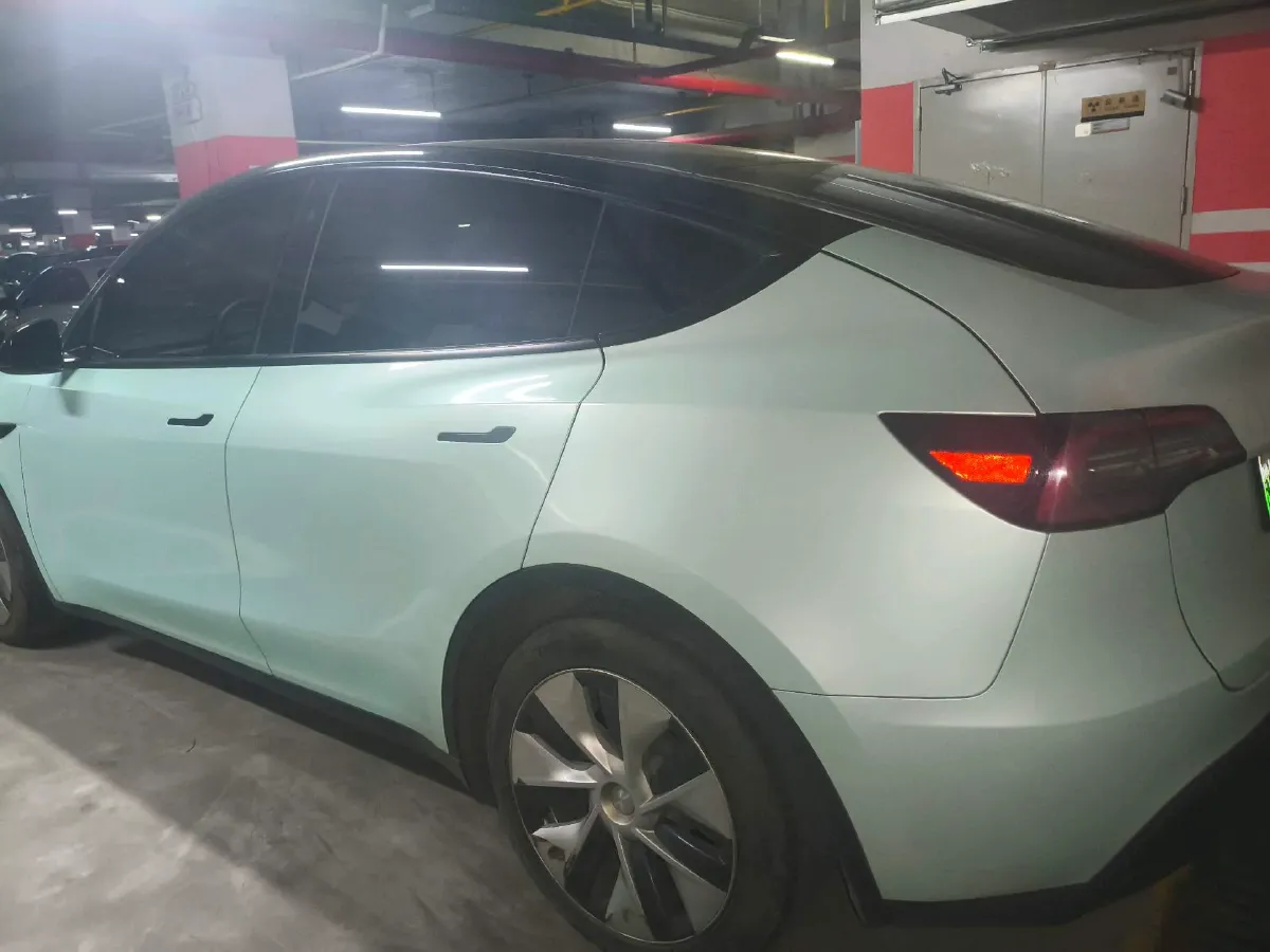 2022 Tesla Model Y BEV 60KWH,autocango,china used car exporter,china ev exporter,chinese used car exporter,chinese used ev exporter