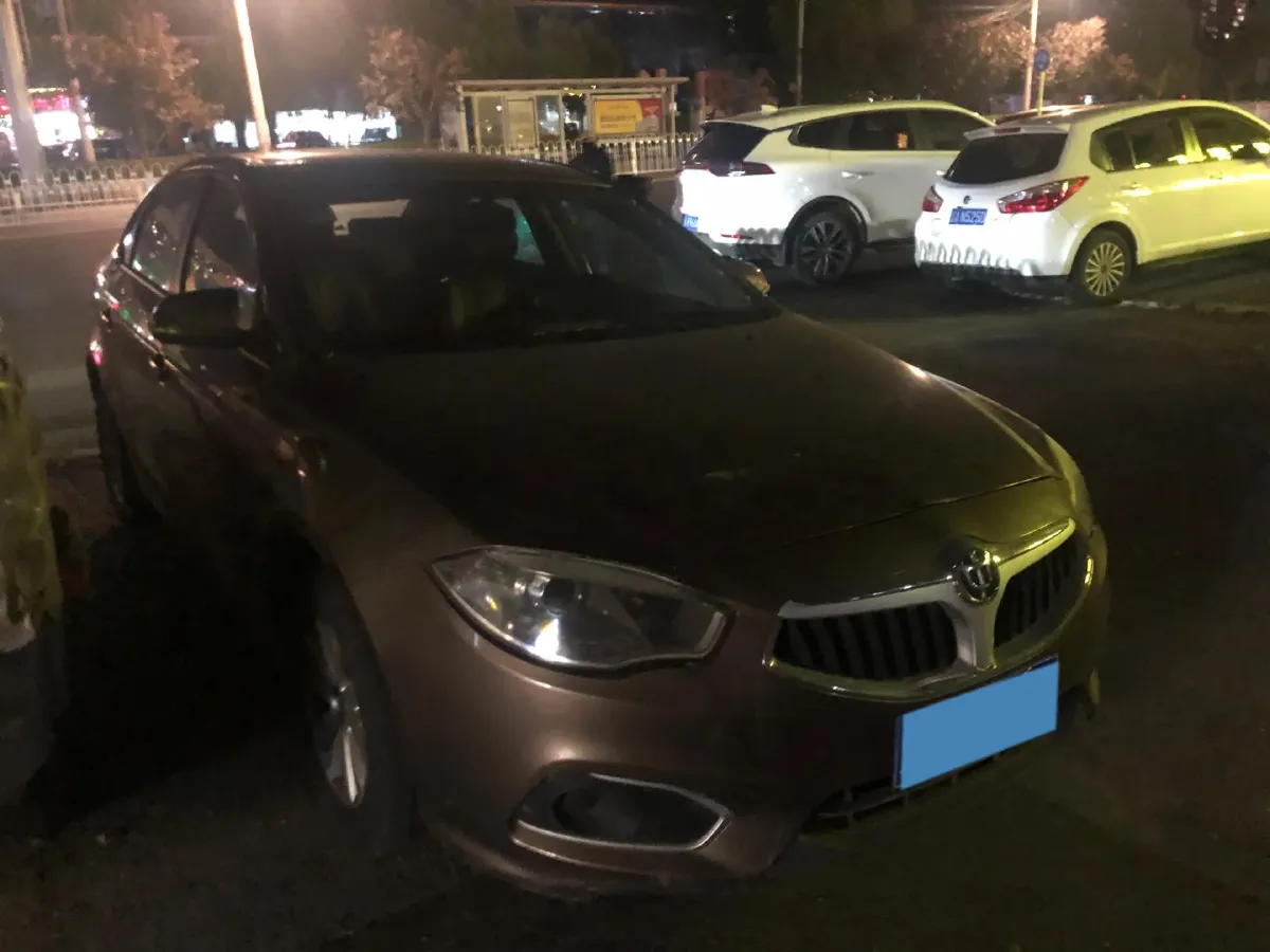 2017 Brilliance Auto H530 1.6L 118HP L4 5AT,autocango,china used car exporter,china ev exporter,chinese used car exporter,chinese used ev exporter