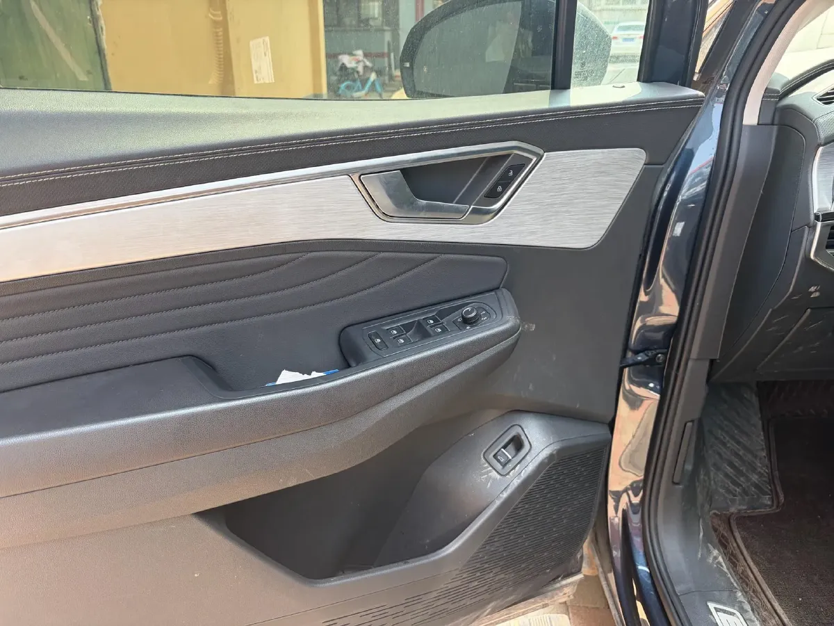 2021 Volkswagen Talagon 2.0T 220HP L4 7DCT,autocango,china used car exporter,china ev exporter,chinese used car exporter,chinese used ev exporter