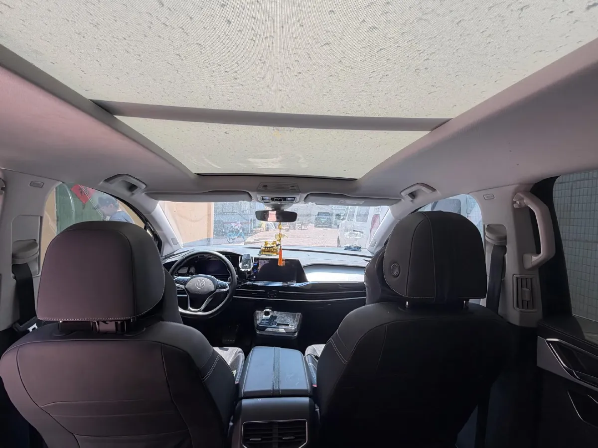 2021 Volkswagen Talagon 2.0T 220HP L4 7DCT,autocango,china used car exporter,china ev exporter,chinese used car exporter,chinese used ev exporter
