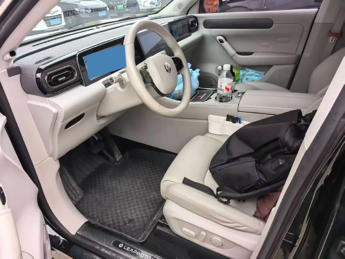 2023 Leapmotor C11 BEV 69.2KWH,autocango,china used car exporter,china ev exporter,chinese used car exporter,chinese used ev exporter