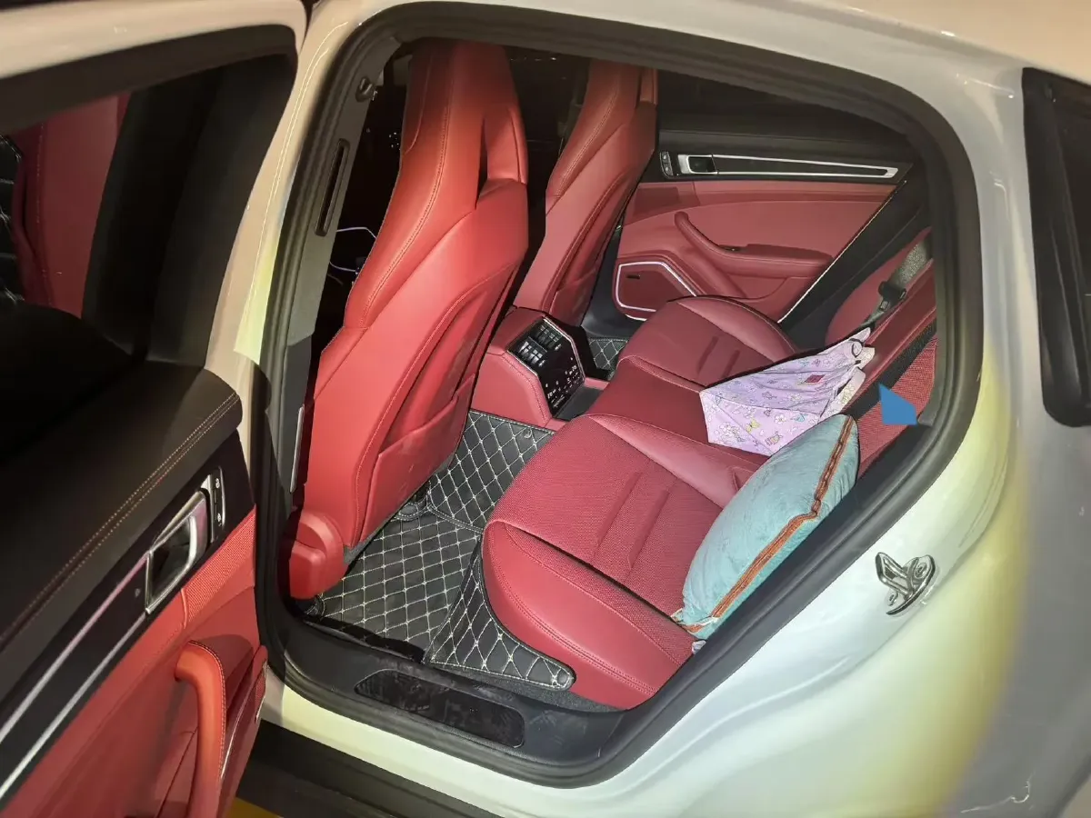 2023 Porsche Panamera 2.9T 330HP V6 8DCT,autocango,china used car exporter,china ev exporter,chinese used car exporter,chinese used ev exporter