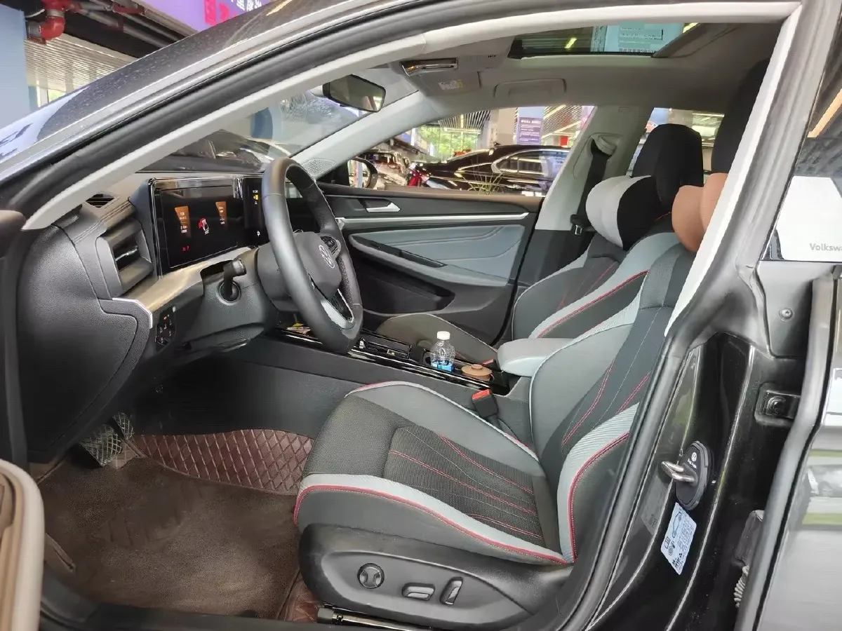 2024 Volkswagen Lamando 1.4T 150HP L4 7DCT,autocango,china used car exporter,china ev exporter,chinese used car exporter,chinese used ev exporter