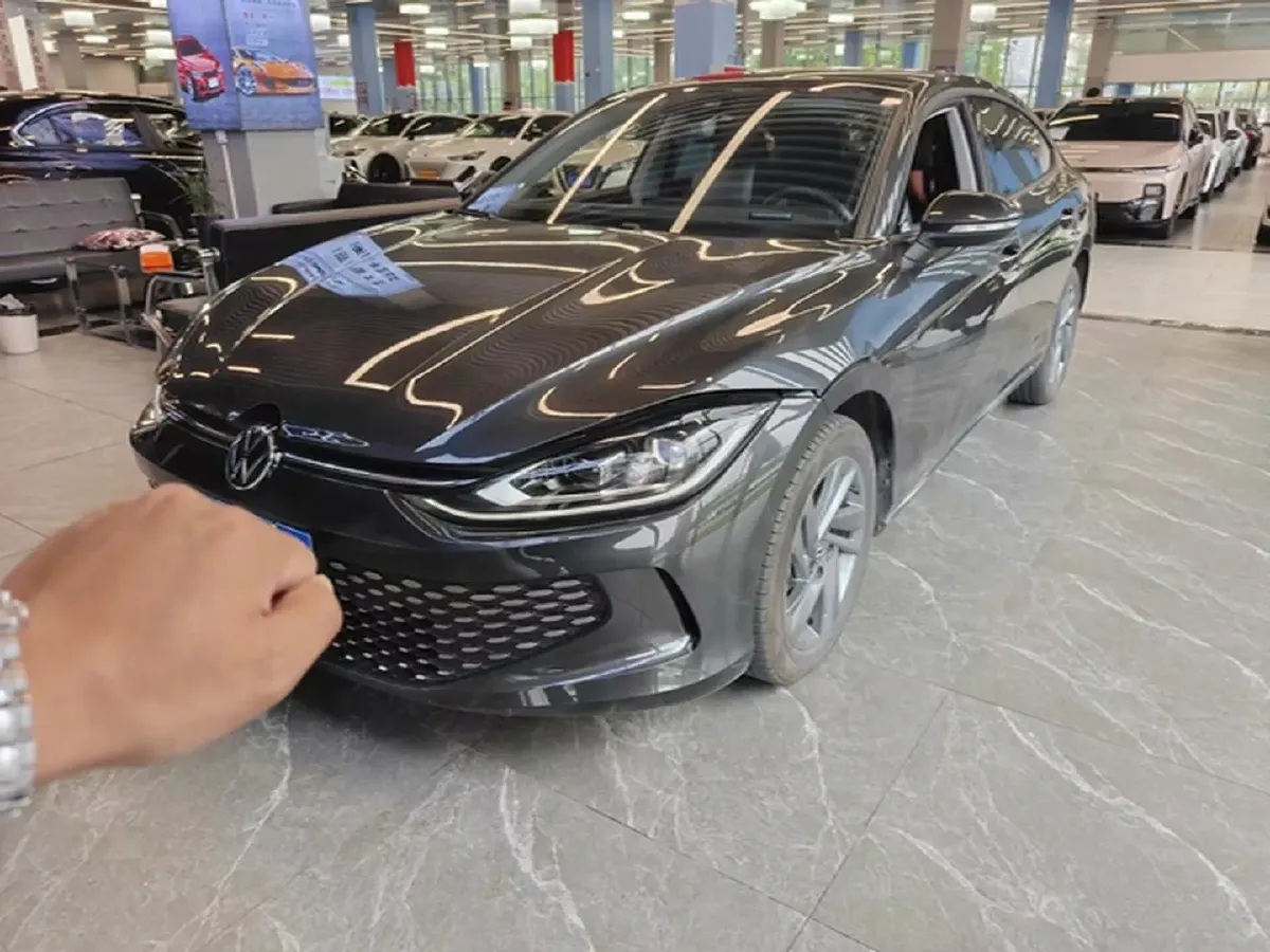 2024 Volkswagen Lamando 1.4T 150HP L4 7DCT,autocango,china used car exporter,china ev exporter,chinese used car exporter,chinese used ev exporter