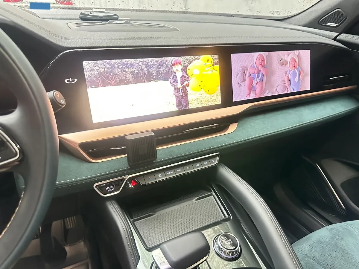 2021 Geely Monjaro 2.0T 218HP L4 7DCT,autocango,china used car exporter,china ev exporter,chinese used car exporter,chinese used ev exporter