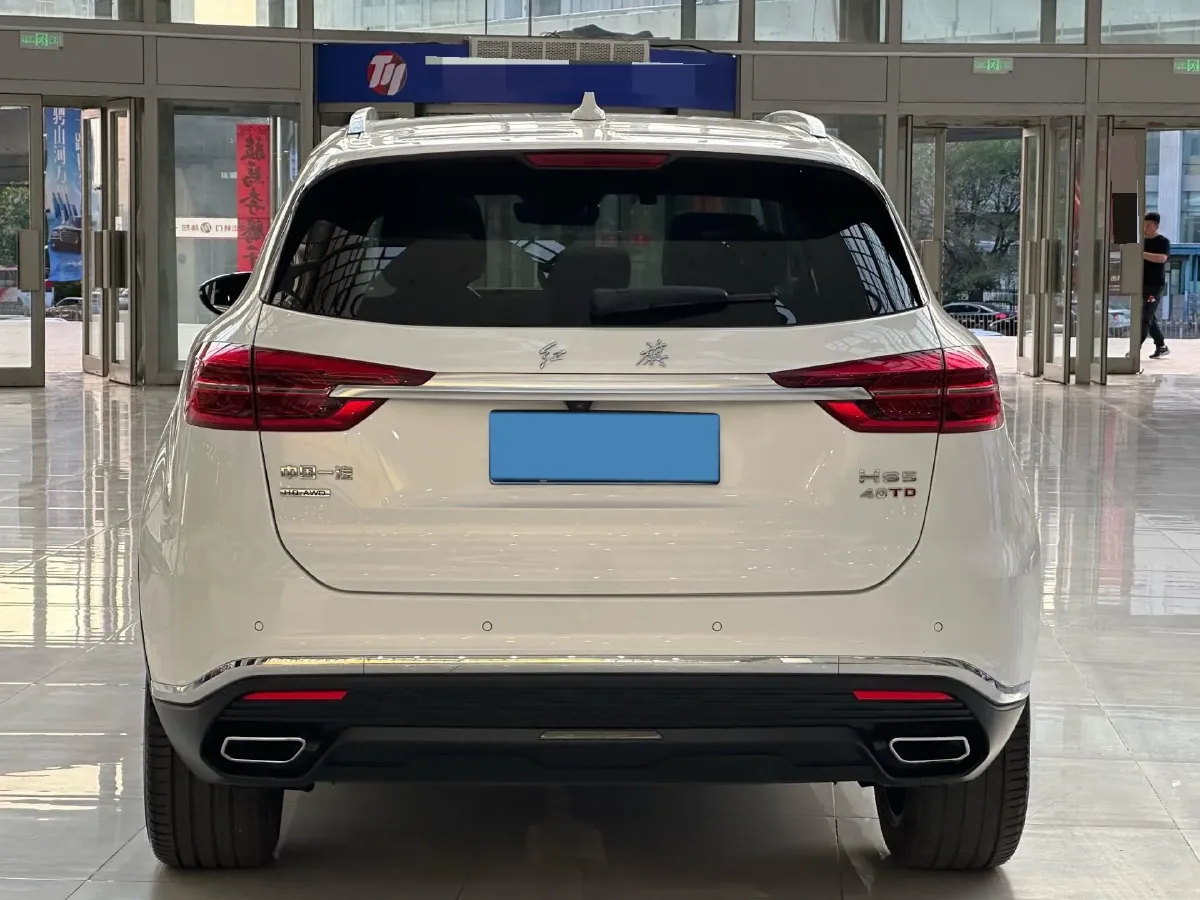 2019 HongQi HS5 2.0T 224HP L4 6AT,autocango,china used car exporter,china ev exporter,chinese used car exporter,chinese used ev exporter