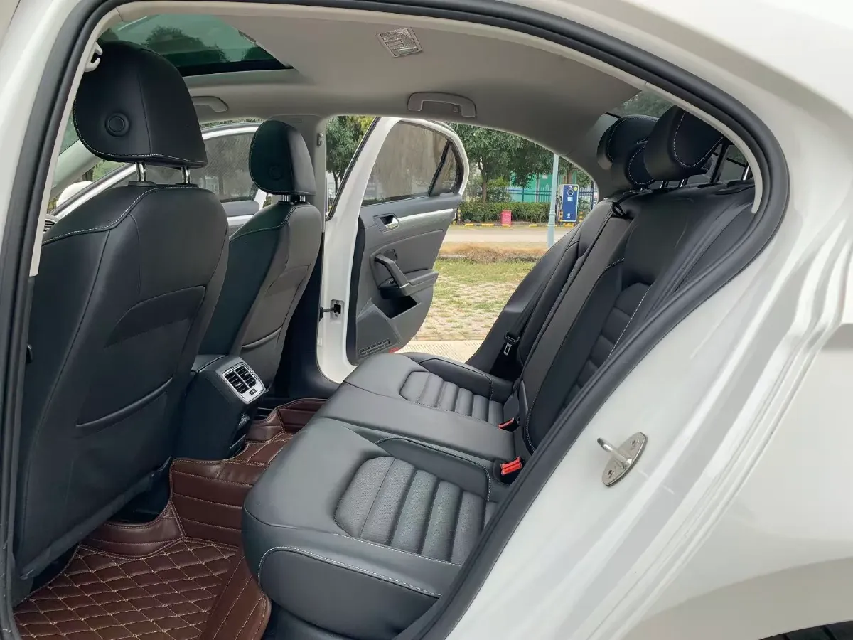 2021 Volkswagen Lamando 1.4T 150HP L4 7DCT,autocango,china used car exporter,china ev exporter,chinese used car exporter,chinese used ev exporter