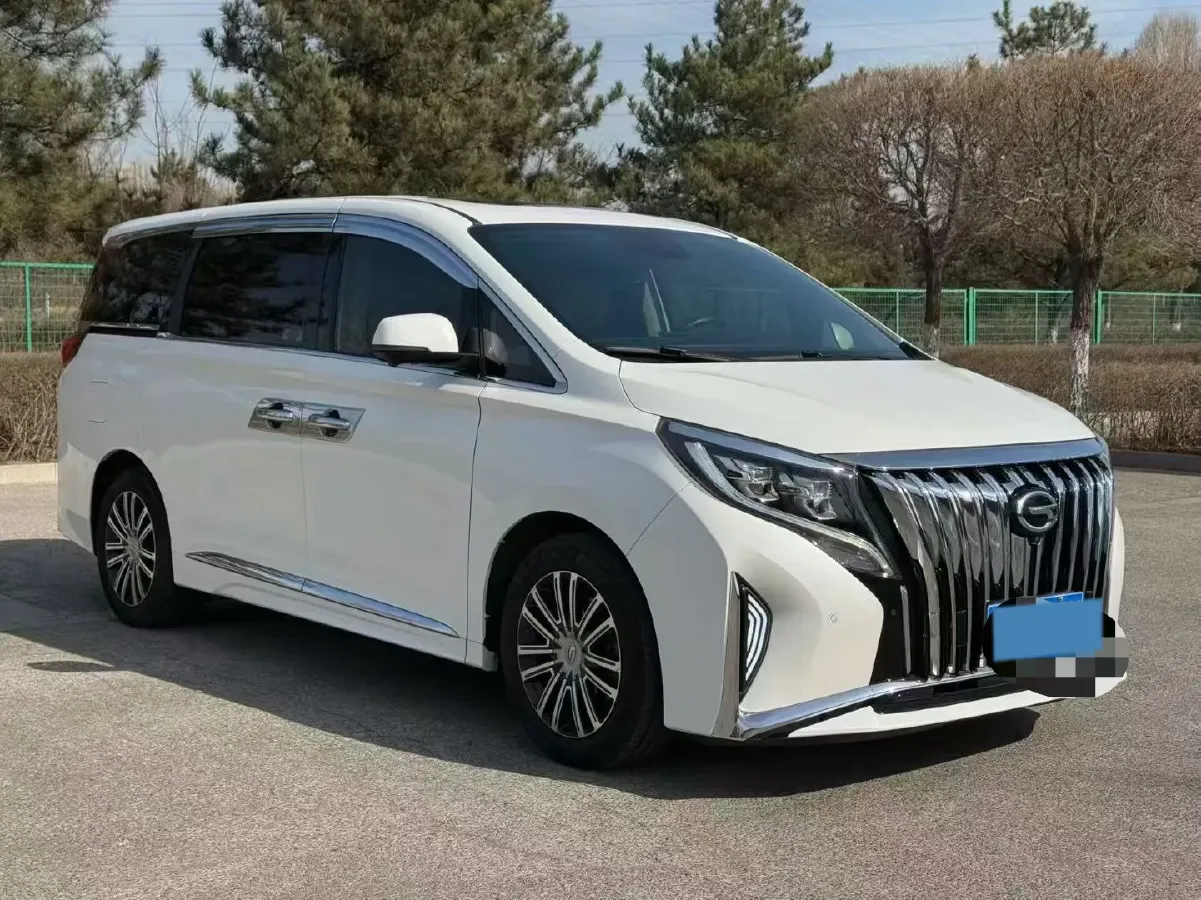 2018 GAC Trumpchi M8 2.0T 201HP L4 6AT,autocango,china used car exporter,china ev exporter,chinese used car exporter,chinese used ev exporter