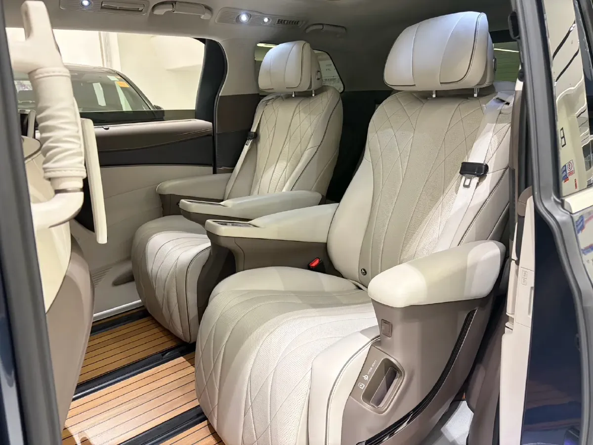 2022 Honda Odyssey 2.0L 146HP L4 E-CVT Hybrid,autocango,china used car exporter,china ev exporter,chinese used car exporter,chinese used ev exporter