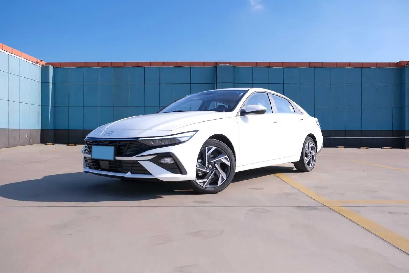 2023 Hyundai Elantra 1.5L 115HP L4 CVT,autocango,china used car exporter,china ev exporter,chinese used car exporter,chinese used ev exporter