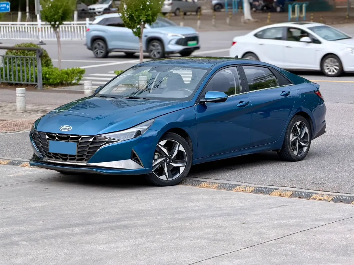 2021 Hyundai Elantra 1.5L 115HP L4 CVT,autocango,china used car exporter,china ev exporter,chinese used car exporter,chinese used ev exporter