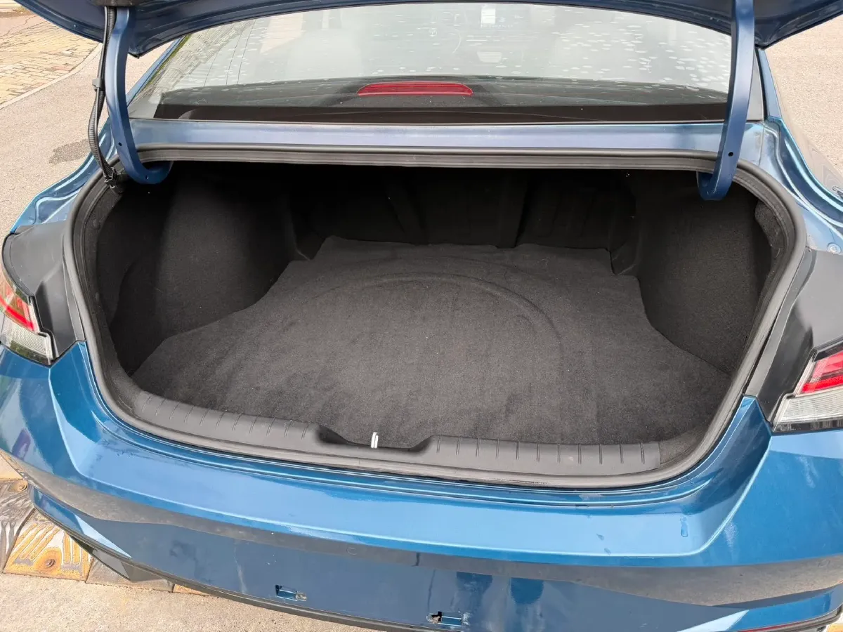 2021 Hyundai Elantra 1.5L 115HP L4 CVT,autocango,china used car exporter,china ev exporter,chinese used car exporter,chinese used ev exporter