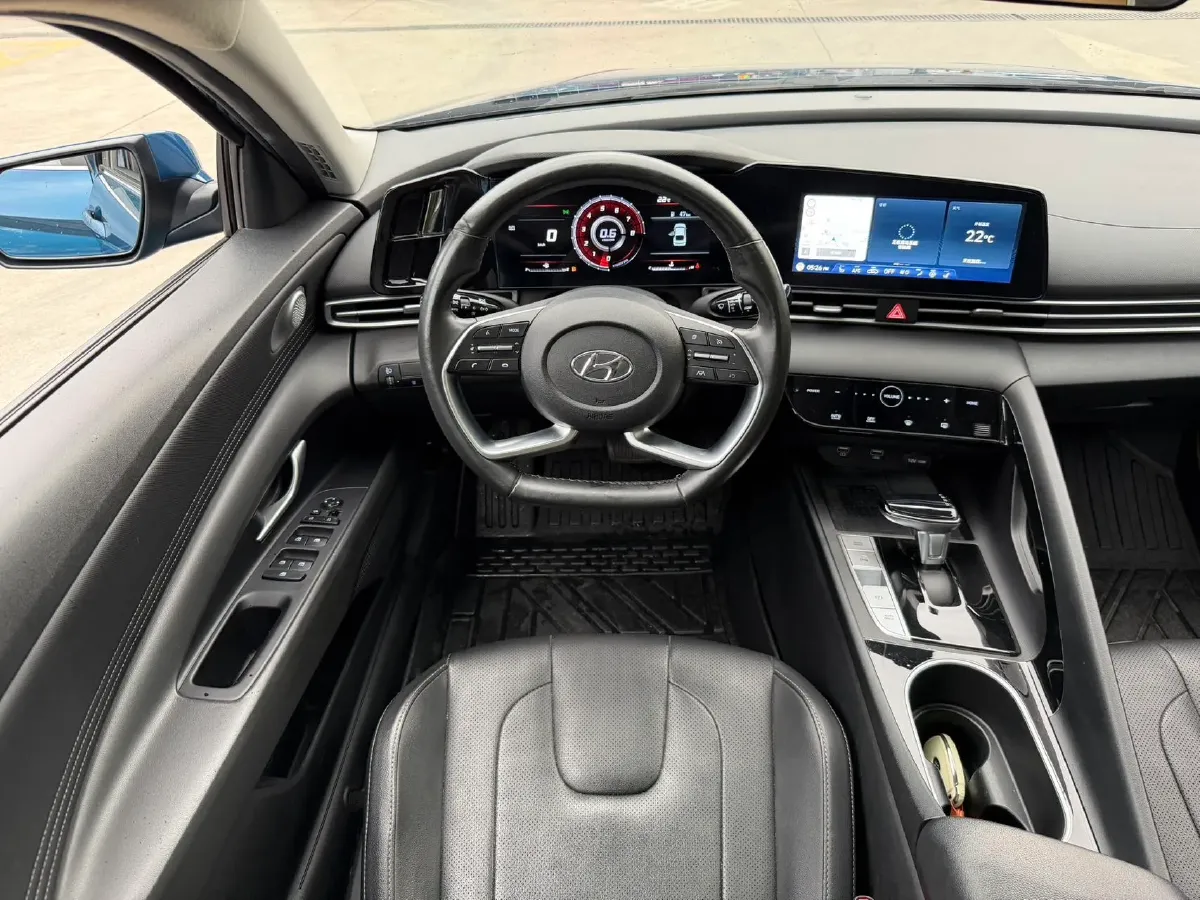 2021 Hyundai Elantra 1.5L 115HP L4 CVT,autocango,china used car exporter,china ev exporter,chinese used car exporter,chinese used ev exporter