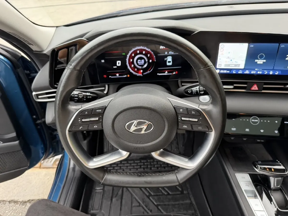 2021 Hyundai Elantra 1.5L 115HP L4 CVT,autocango,china used car exporter,china ev exporter,chinese used car exporter,chinese used ev exporter