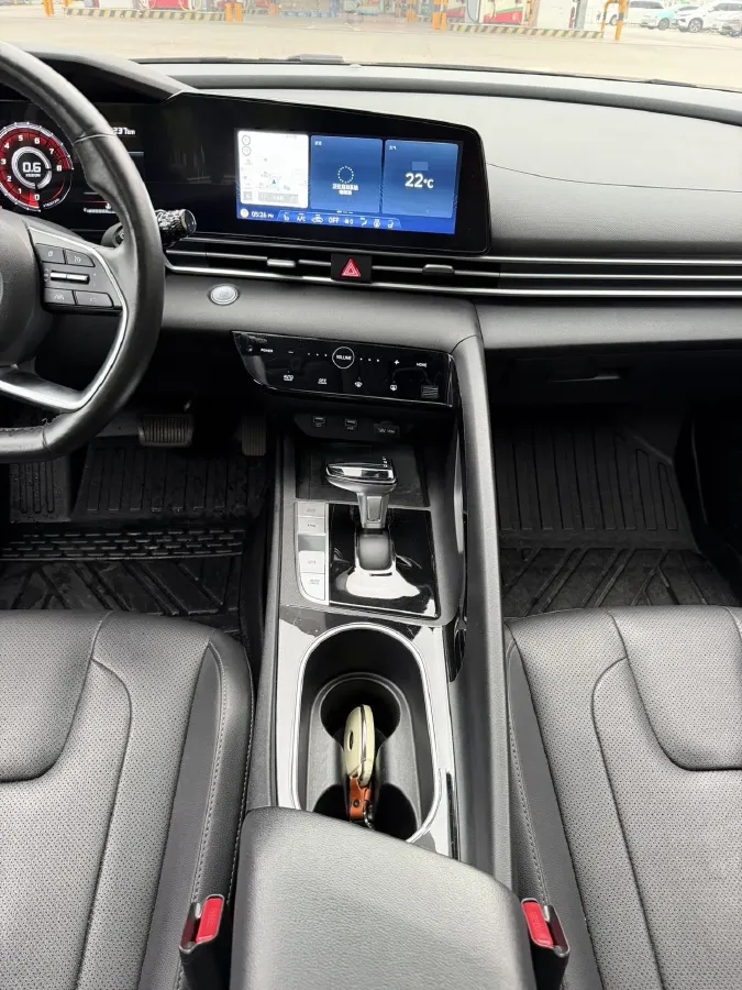 2021 Hyundai Elantra 1.5L 115HP L4 CVT,autocango,china used car exporter,china ev exporter,chinese used car exporter,chinese used ev exporter